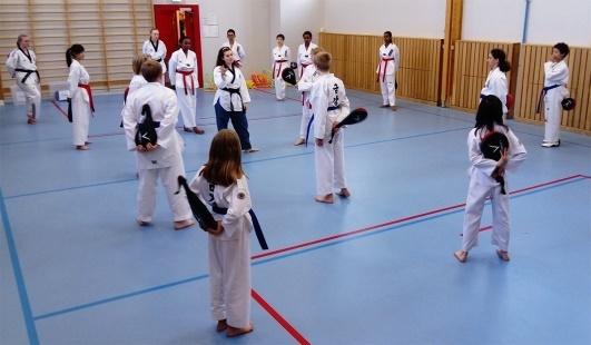 Nivået på graderingen var veldig høyt for alle som stilte. Dette er den standarden vi ønsker å holde på alle våre sortbelter i Keum Gang Taekwondo Norge.