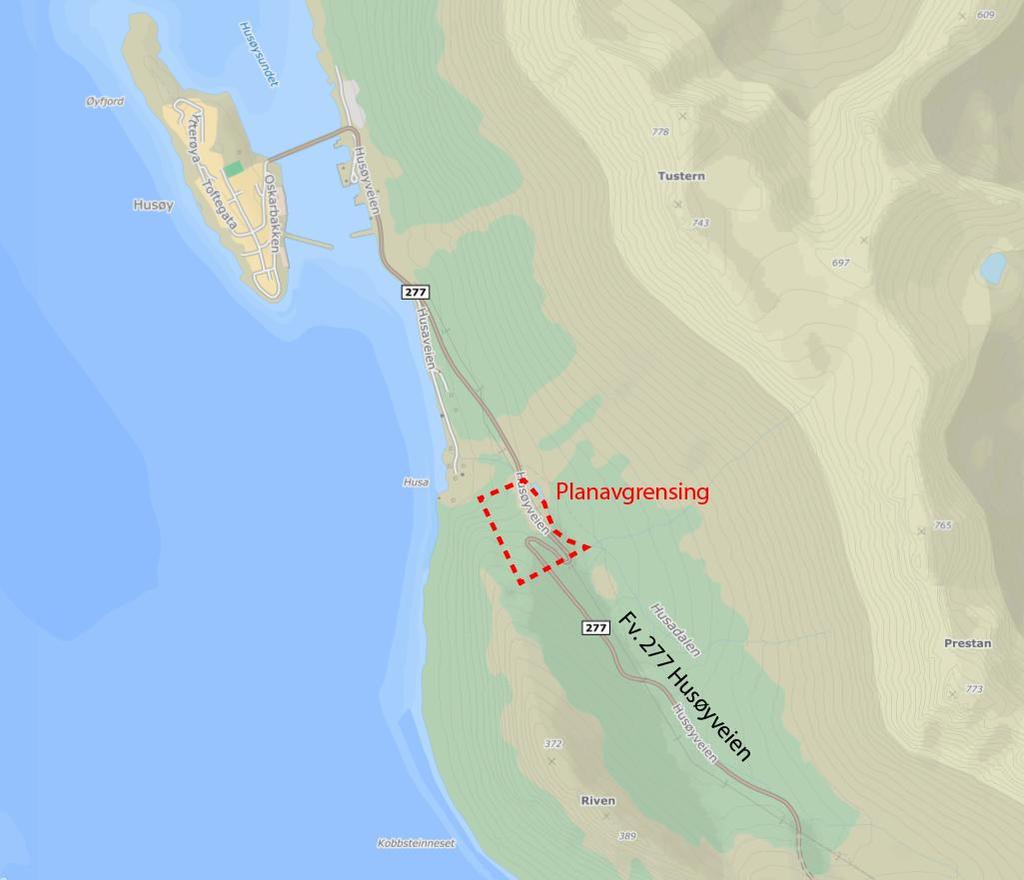 2 Dagens situasjon Planområdet ligger omkring 1,5 kilometer sør for Husøy, på vestsiden av fv. 277 Husøyveien, vist i figur 2. Figur 2: Planavgrensning markert med rødt (kartkilde: kart.finn.no) 2.