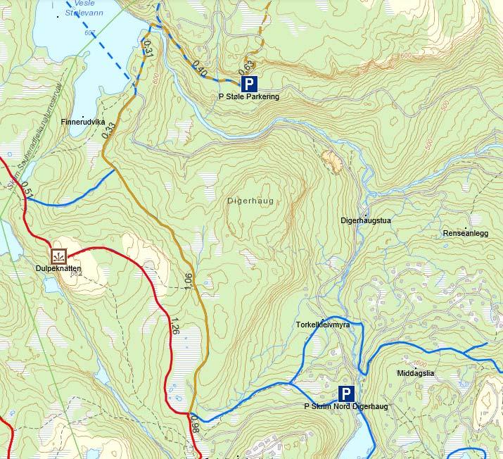 Det er ingen større myrer eller vann innenfor foreslått område, kun et mindre vannspeil (ca 80m2) i en myr mot nord. Fra Digerhaugmyra i vest renner det en mindre bekk østover gjennom området.