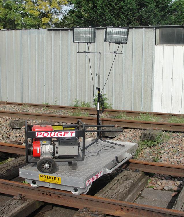 MOVABLE LIGHTING SETS This Movable Lighting Set is equipped with : 1 POUGET Manual Platform Trolley PLIS (SNCF agreed) with an Automatic Brake of Security Load Capacity 500 Kg (See Spec.