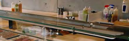 Kap. 7. Sushi benk Sushibenk med isrenne eller kjølerenne Glassmonter over renne kan leveres med forniklet kjøleslynge.