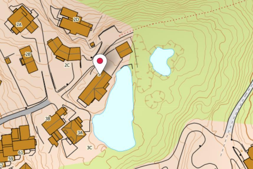 3.10 Båntjernveien 5 Lokaliteten ved Båntjernveien 5 består av to dammer, og den største er privat (GPSkoordinater: lengdegrad 10.69805, breddegrad 59.