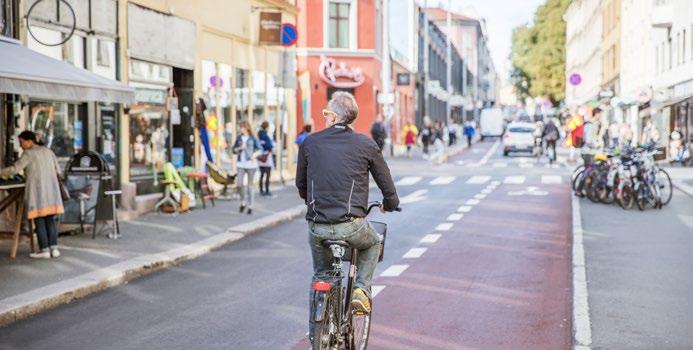 Klimaundersøkelsen 19 3 Oslos overordnede klimamål Det tredje året vi gjennomfører Klimaundersøkelsen CO 2 CH 4 N 2 O DIREKTE UTSLIPP -95 % Oslo skal redusere klimagassutslippene med 95 prosent innen