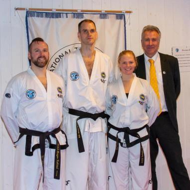 En veldig bra prestasjon som alle skal være stolte over. Takk for at alle var gode ambassadører for Tromsø Taekwon-do klubb! ---------- Nye elever til 1.