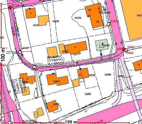 Vurdering: Innkomne merknader til bolighuset går både på den estetiske plassering, avstand til nabogrense samt spørsmål til tekniske løsninger og miljøpåvirkninger bygget vil få.