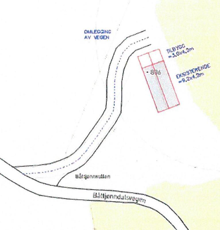 I tillegg oppføre et overbygg over inngangsparti på 2,5 m2. Samlet bebygd areal («fotavtrykk») blir da: ca. 54 m2 BYA, mens samlet bruksareal blir noe mindre.