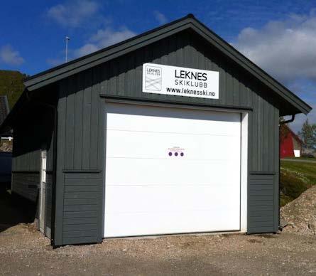 Klubbhus/garasje Garasjen som ble satt opp i oktober 2011 ble denne sommeren malt og profilert.