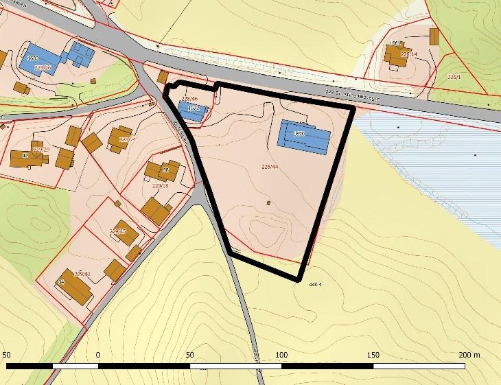 B15 SNERTINGDALSVEGEN 1670 Forslagsstiller: Lee van Ty Gnr/bnr: 228/44 Beliggenhet: Dagens formål: Foreslått formål: Arealstørrelse: Snertingdal Forretning/kontor Bolig 6,5 dekar Beskrivelse: