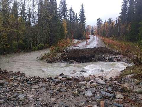 Kommunale plikter Kommunen har en selvstendig plikt til å sørge for at kravene i 28-1 er oppfylt Ikke nok å opplyse tiltakshaver om faren