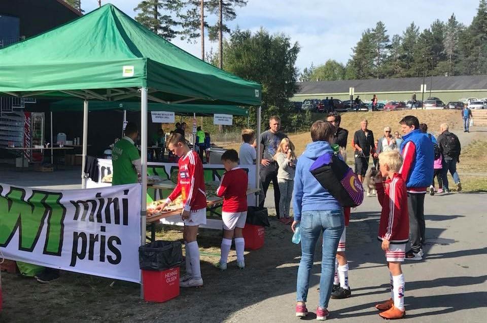 116 lag fra Buskerud, Vestfold, og Telemark møtte i strålende sol til to fantastiske dager i Skrim Idrettspark.