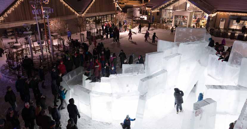 Åpningen av «Istid» på torget i Brumunddal. Iskunstner Peder Istad hadde bygget en spektakulær issklie til stor glede for innbyggere og besøkende. I Moelv og Brumunddal fikk 150 elever fra 5.