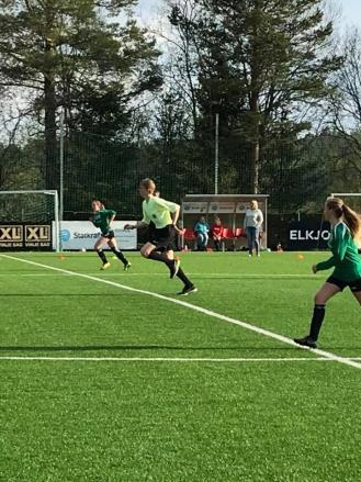 Støtte til kvart enkelt lag til fotballavslutting. Ståle Lindheim har i saman med klubben på begynt trenar koordinator utdanninga i regi av Telemark Fotballkrets.