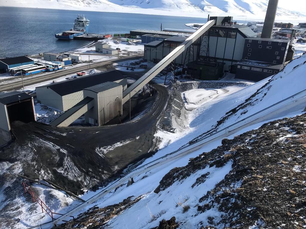 Figur 3: Foto av den vurderte fjellsiden (Foto: Longyearbyen lokalstyre).