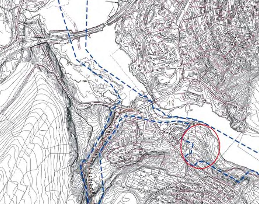 1977 og med mindre endringer flere ganger, sist endring i planbestemmelsene 30.05.2006. Planområdet går ca. 30 x 30 m inn på friområdet. Planområdet omfatter også parkeringsplassen T1.