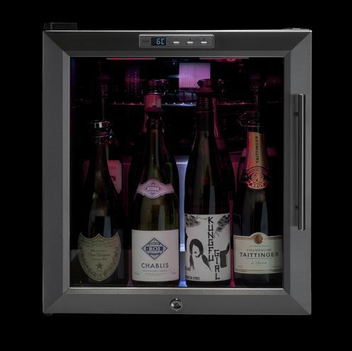 Pod Fridge (mod. BC410) 6.900,- Temperaturskap med plass til 8-12 flasker vin.