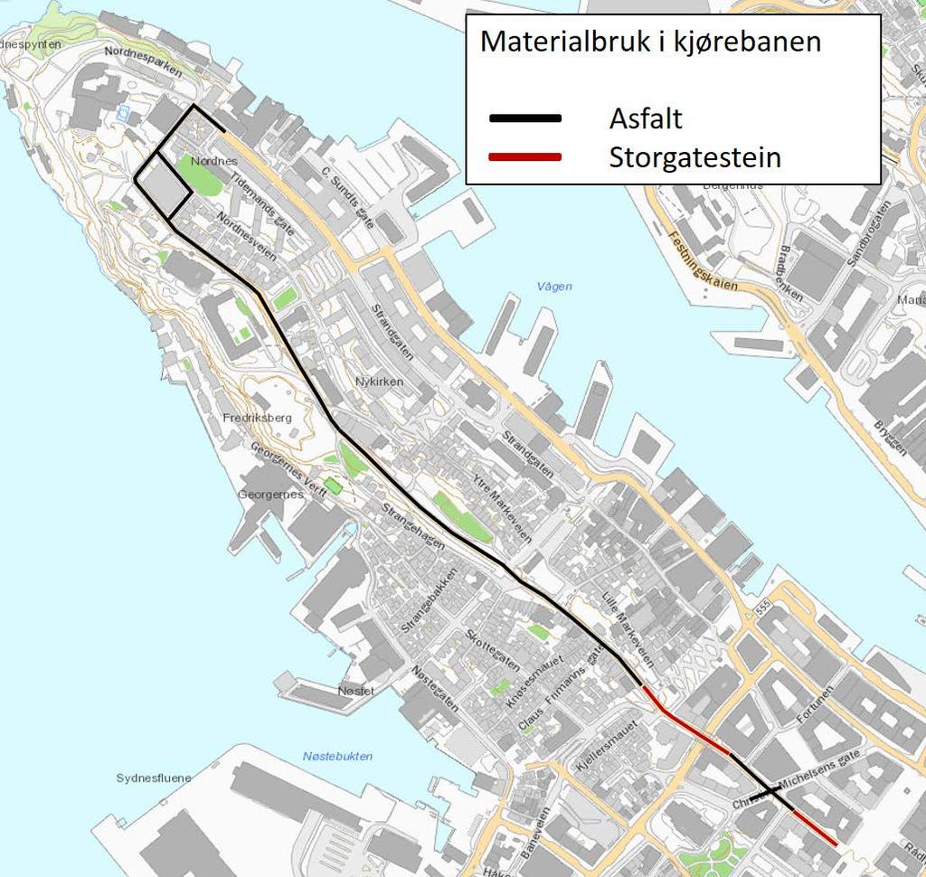 11 Kjørebanen har asfalt på hele strekket med unntak av delstrekkene Torgallmenningen-Veiten og Fortunen-Østre Murallmenningen der det er storgatestein.