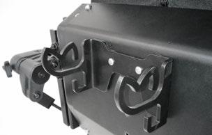 Veskekrok Bak på seteryggen kan det monteres en veskekrok, hvor man kan henge en sekk eller handlepose e,l. veskekrok er ekstrautstyr.