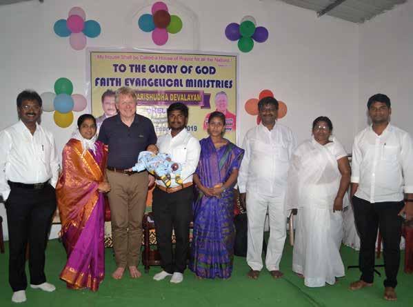 INDIA Kirkeinnvielse med «noko attåt» TEKST ALLAN NESET Forleden fikk jeg igjen overvære en kirkeinnvielse i India.
