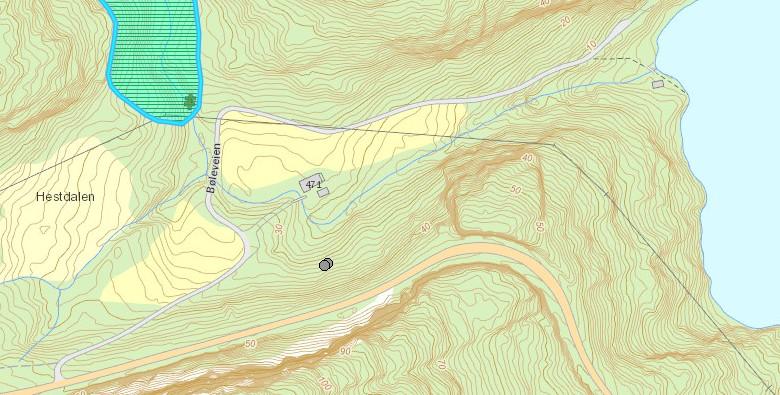 Side 8 Figur 5: Gulprikklav merket med grå sirkel og kystgranskog i det skraverte området. Vurdering av forlengelse av anleggskonsesjon og endret ytelse til 130,2 MW.