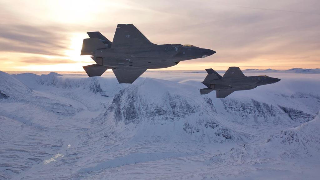 Aktivitet med F-35 To forskjellige hovedsituasjoner Normaluke: Gjennomsnittlig 2 avganger med 2 fly hver uke; en QRA avgang og