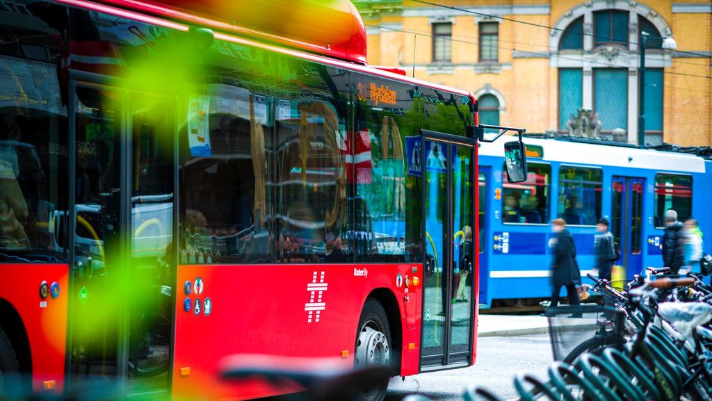 Kollektivtilbudet tjener mange reiseformål og er svært sammensatt Tyngdepunkt for kontraktene er i områder med høy befolkningstetthet og mange reisende Høy konsentrasjon av arbeidsplasser, service-