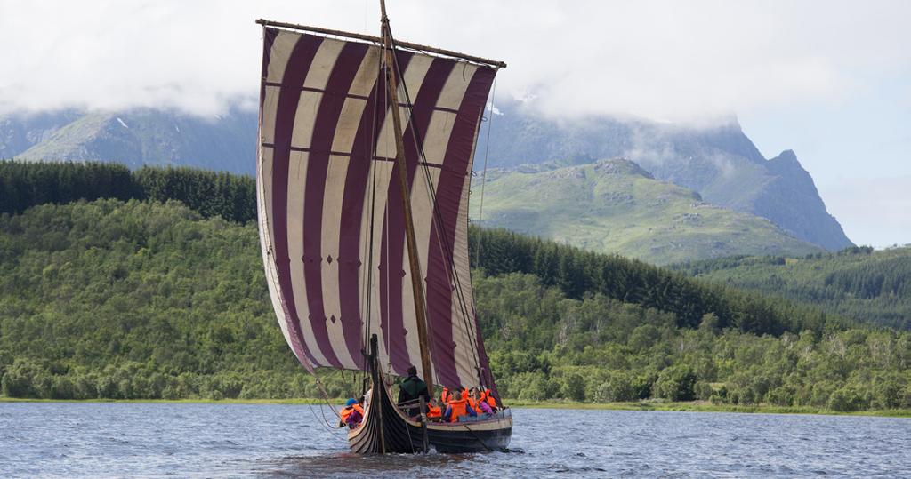 6 // www.museumnord.no Lofotr Vikingmuseum, Borg i Lofoten Møt vikingene PÅ BORG I LOFOTEN lå det største langhuset kjent fra vikingenes verden.