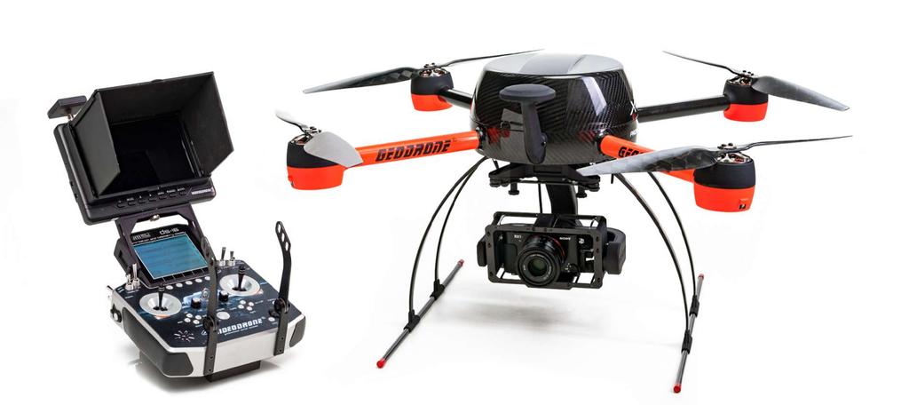 DRONE TEKNISKE SPESIFIKASJONER VideoDrone X4L Flytid med høyttaler og kamera er avhengig av vindforhold men 40-45 minutt vil være en indikasjon Maks Rekkevidde: 15 km radius Maks Last: 1,6 kg Maks
