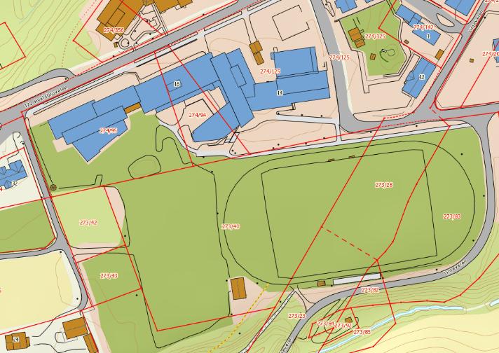 4.9 Hallingby skole Hallingby skole er en kombinert 1-1 skole med 29 elever inneværende skoleår 215/16. Skolen har tilgang til gode uteområder.