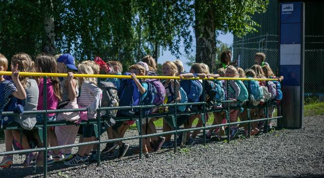 Infohefte 2018 / 2019 FERIE- OG HELDAGSÅPENT Åpningsstiden er 7:30-16:45 og påmelding sendes ut via Skoleportalen.