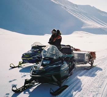 Det nye fjellstyret oppgaver, forts. Flertallet: Fjellstyrene skal kunne forby og redusere motorferdsel i statsallmenning.