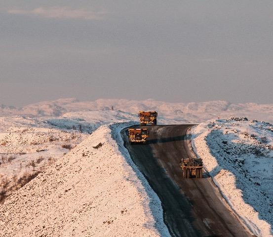 Borekjerner fra de siste 100 års drift digitaliseres i et stort prosjekt som gir verdifull geologisk kunnskap. Sydvaranger utarbeider gruveplaner for langsiktig drift.