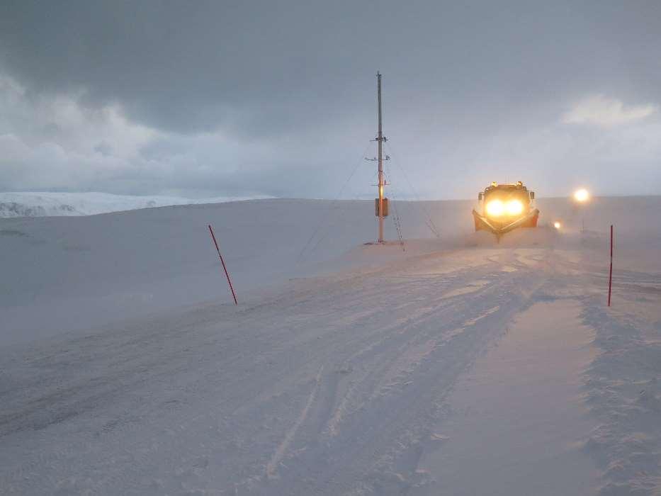 Fysiske tiltak mot vinteren: Forslag til tiltak på fire fjelloverganger: E10 Bjørnfjell Sennalandet Saltfjellet E8 Skibotn Fysiske tiltak mot