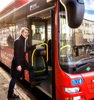 1.0 Mål om nullvekst 1.1 Hovedkonklusjoner Trafikkregistreringene viser en moderat nedgang i personbiltrafikken for Nedre Glomma.