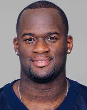 QB VINCE YOUNG IN YEAR 2 Titans quarterback Vince Young entered his second NFL season with great expectations after producing a historic rookie season.
