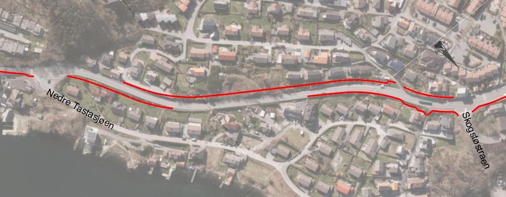 det, da en også må tilpasses eksisterende situasjon på sør-vestsiden. Figur 3 Utvidelse av Dusavikveien i justert planutkast.