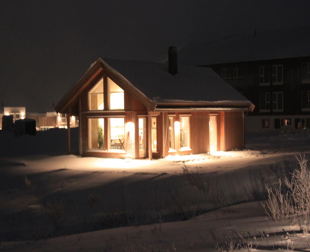 SALGSOPPGAVE Ny hytte på Vasstulan 1100 ca100 m2 gulvareal Prisantydning: 2 980 000 kr. + omk.