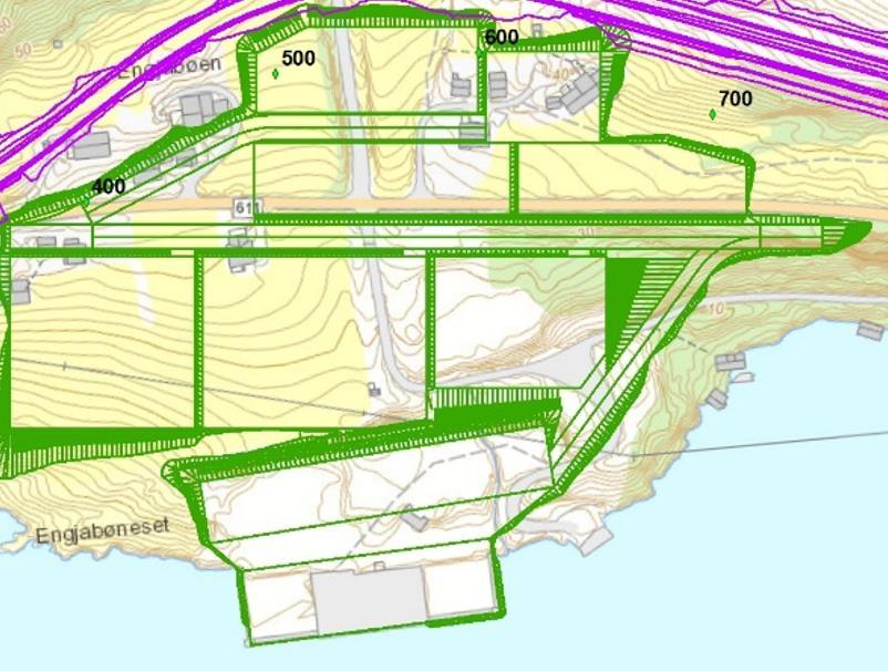 Fig. 4.4-5: Planering i prosessområdet (BKB1) og kaiområdet (SK). Grøn farge viser skjering/fylling og interne driftsvegar, fiolett er den omlagde fylkesvegen.