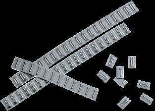 FLEXIMARK SYREFASTE RUSTFRIE SYREFASTE REMSER MRREMSER MR Leveres i poser med 10 remser à a 20 20 tegn Tekniske data FLEXIMARK SYREFASTE REMSER MR Dimensjoner 9,5 x 6 mm Farger Sølv Materiale