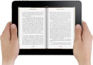 Situasjoner for lesing av e-bøker - blant de som har kjøpt / lastet ned siste 6-12 måneder: E-bok leseren leser e-bøker i mange situasjoner Andel som leser under transport øker igjen - ferielesing