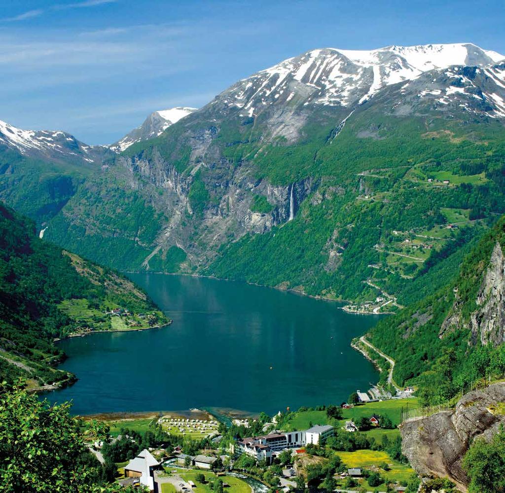 Fra Geirangerfjorden, som står på UNESCOs verdensarvliste. UNESCO globale geoparker og UNESCOs verdensarvområder UNESCOs verdensarvkonvensjon ble opprettet i 1972.