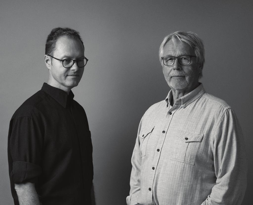 Ivar Grødal og Øystein Foss Identitet og balanse Med Form ønsket vi å skape en stilren møbelserie med tydelig estetikk og smartere løsninger for oppbevaring.