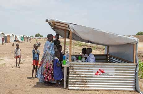 Foto: Omar Havana Foto: Juan Haro Her får Achta Brahim (4) vaksine mot meslinger under Leger Uten Grensers vaksinasjonskampanje i Am Timan distriktet i Tsjad, 4.april 2019.