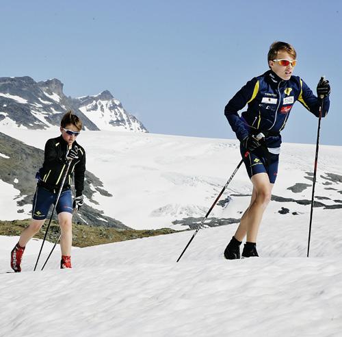 Dette betyr at barn og unge kan drive aktivitet i flere idretter til en og samme pris. Fellesavgiften gjelder for gruppene fotball, innebandy, håndball og ski.