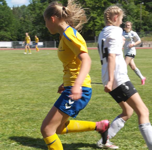 Fotball BSK Fotball har som mål å være nærmiljøets naturlige valg for barn, unge og voksne.