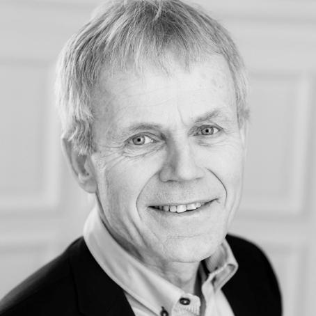 Administrerende direktør i Cresco 1998-2000 og Vital Forsikring 2001-2007. CEO Powel 2007-2018. Kjell Bjordal (1953) Siviløkonom fra NHH (1976), 1.