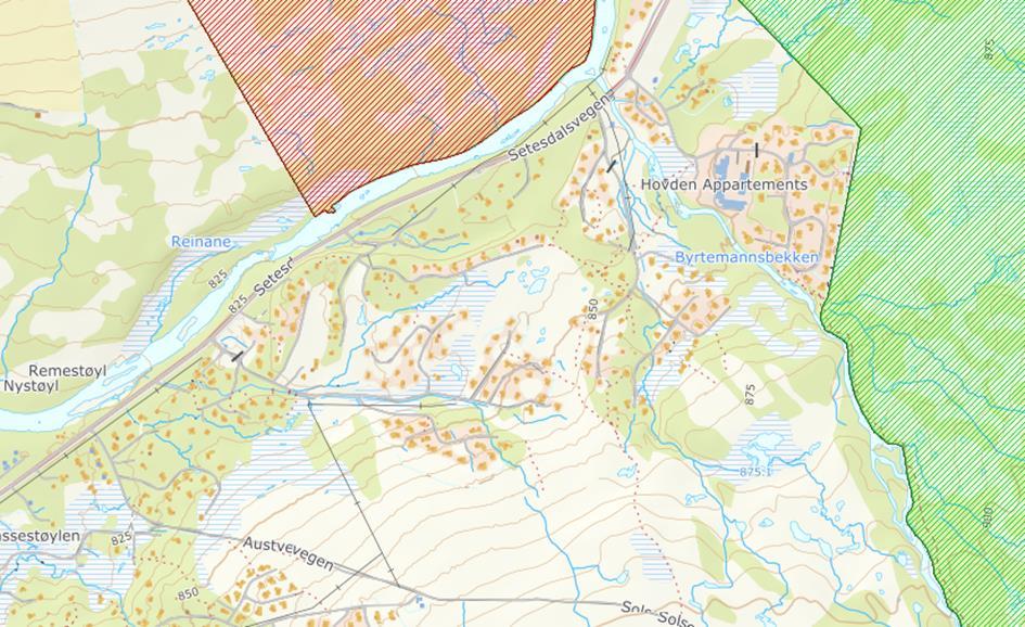 Figur 5. Vidmyr naturreservat (raud skravur) og Hovden landskapsverområde (grøn skravur) Planområdet må undersøkast for ev.