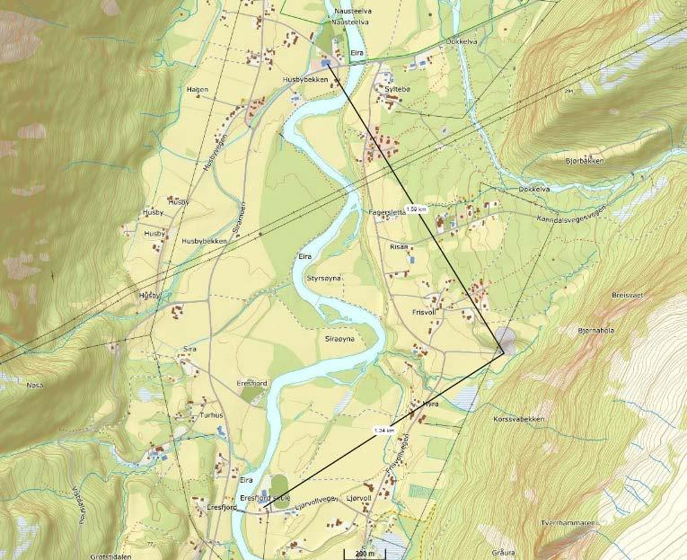 I Kvennavegen, ca 150 meter nord for områdeavgrensingen er det et mindre boligfelt med 8