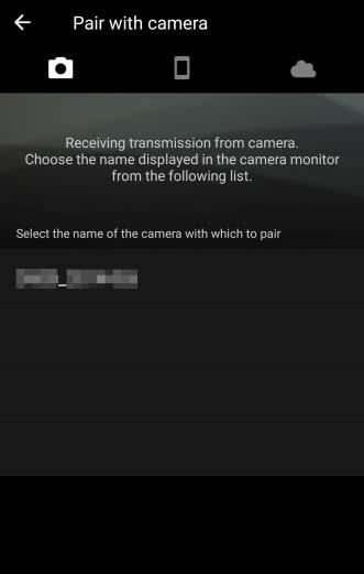 3 Android-enhet: Velg kameraet. Trykk på kameraets navn. 4 Kamera/Android-enhet: Kontroller verifiseringskoden.