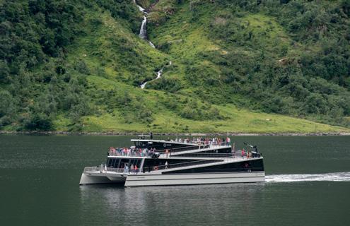 Future of the Fjords er en helelektrisk turistbåt med plass til 400 passasjerer.