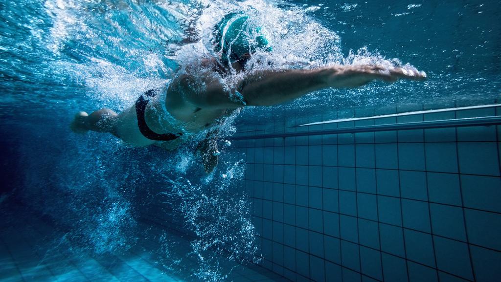 BERGEN SWIM FESTIVAL 2019 - EVENT PROGRAM Sunday 7th of april Årsklasser: Damer senior: 2001 og eldre Damer junior: 2002-2006 Herrer senior: 2000 og eldre Herrer junior: 2001-2006 PRELIMS Warm up at